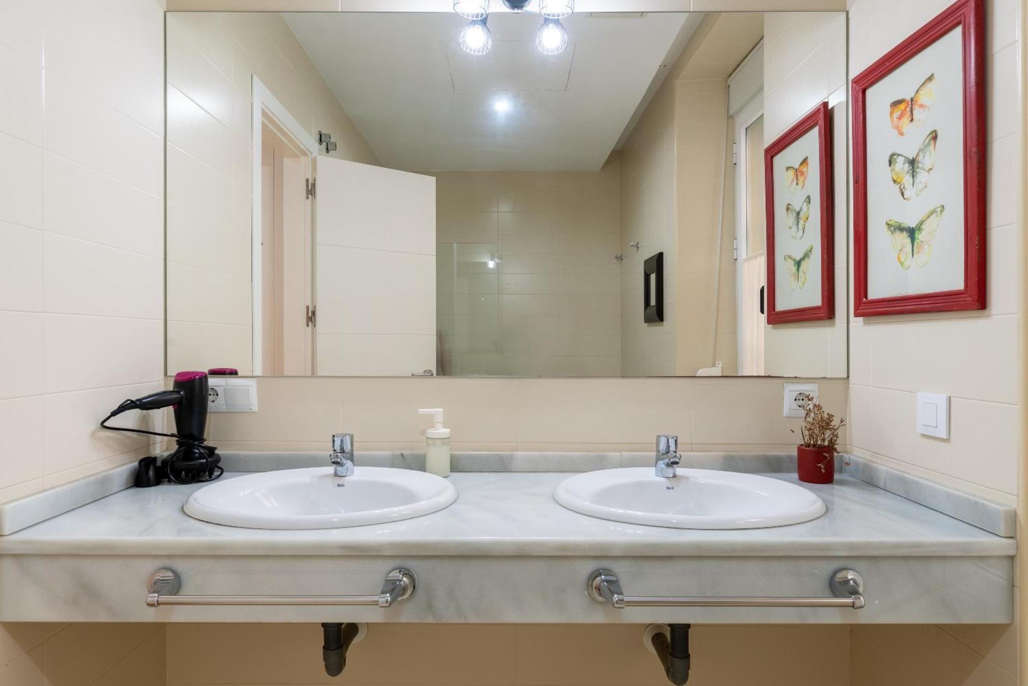 Veoapartment Alhondiga Bajo Севилья Экстерьер фото