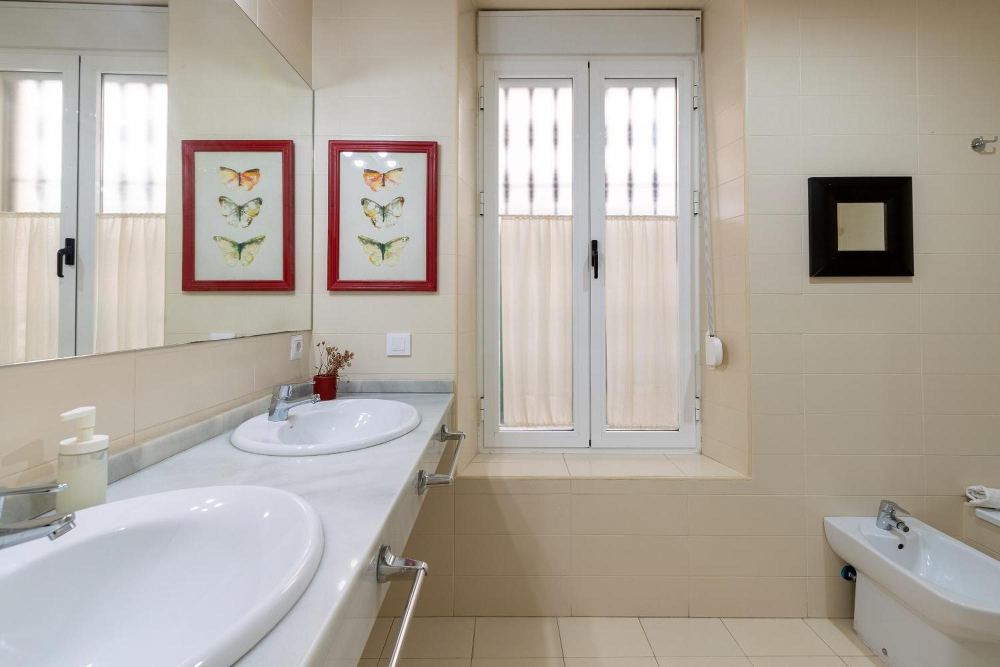 Veoapartment Alhondiga Bajo Севилья Экстерьер фото